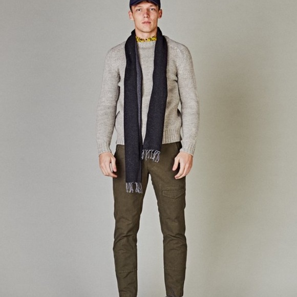 NWT Corridor lambs wool scarf in charcoal - Picture 1 of 13